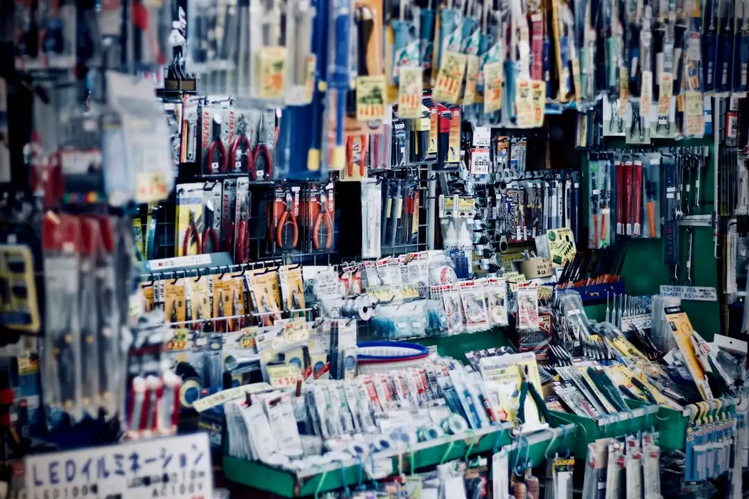 百色企业园区弱电布线工程中光纤熔接与桥架安装的协同施工要点
